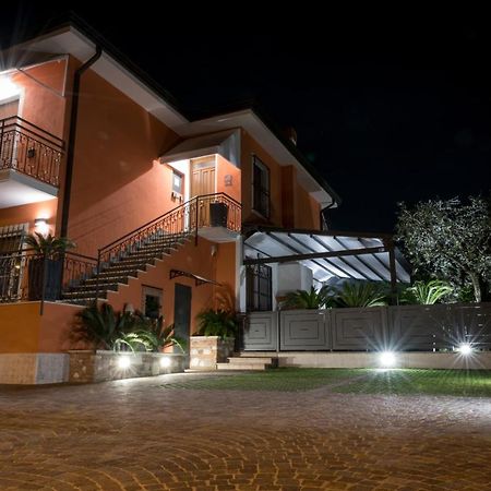 H2O Bed & Breakfast Sirmione Bagian luar foto