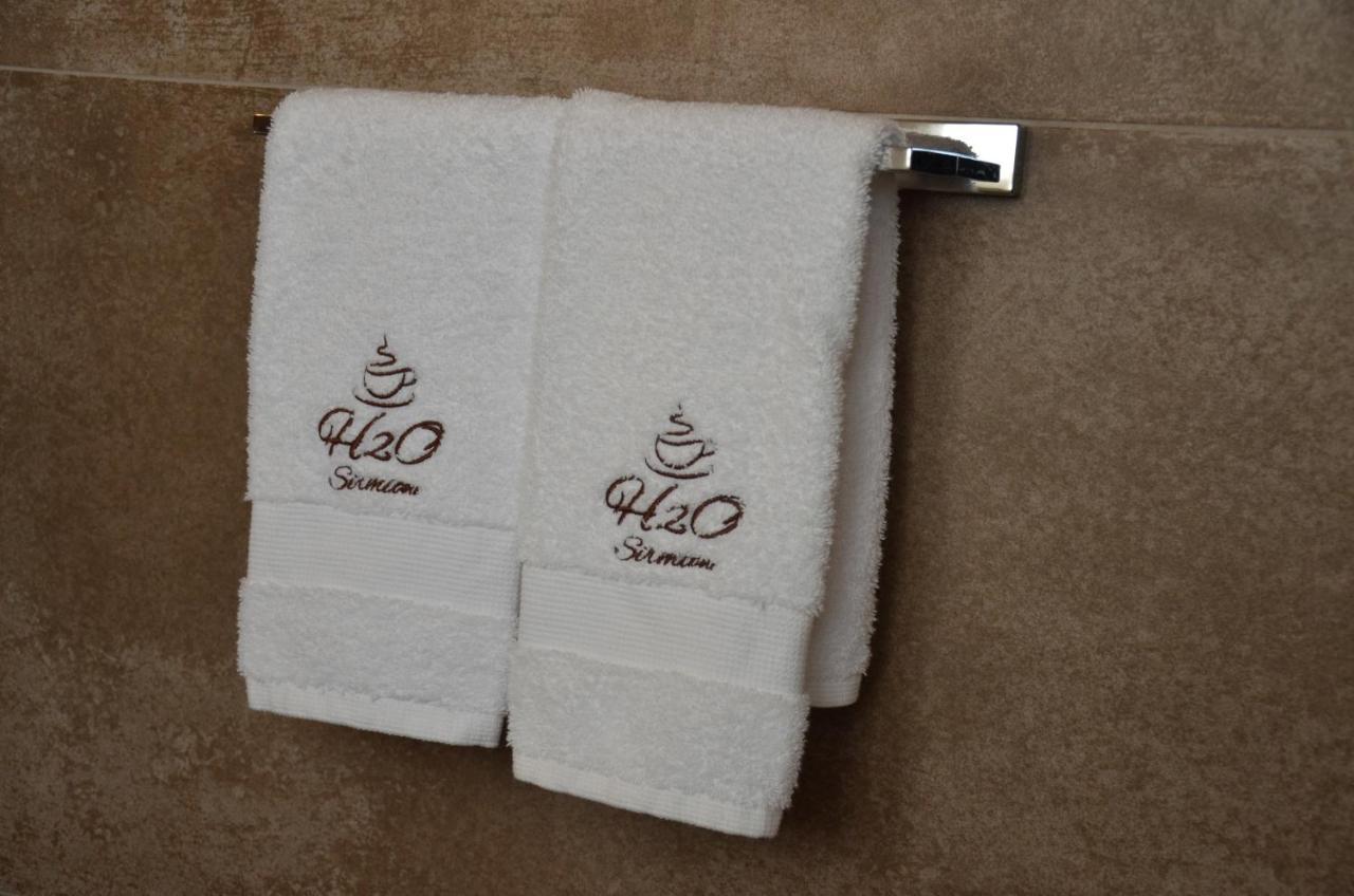 H2O Bed & Breakfast Sirmione Bagian luar foto