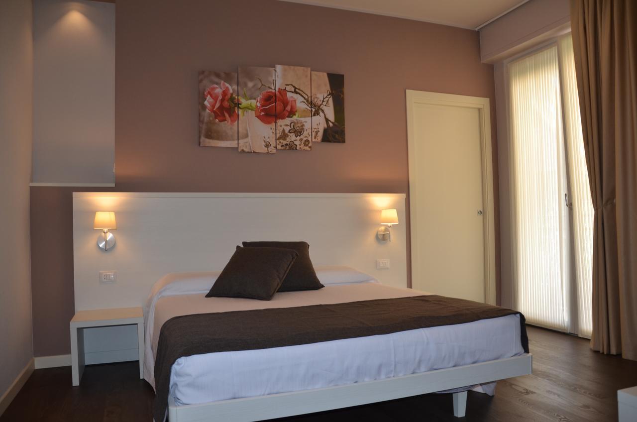 H2O Bed & Breakfast Sirmione Bagian luar foto