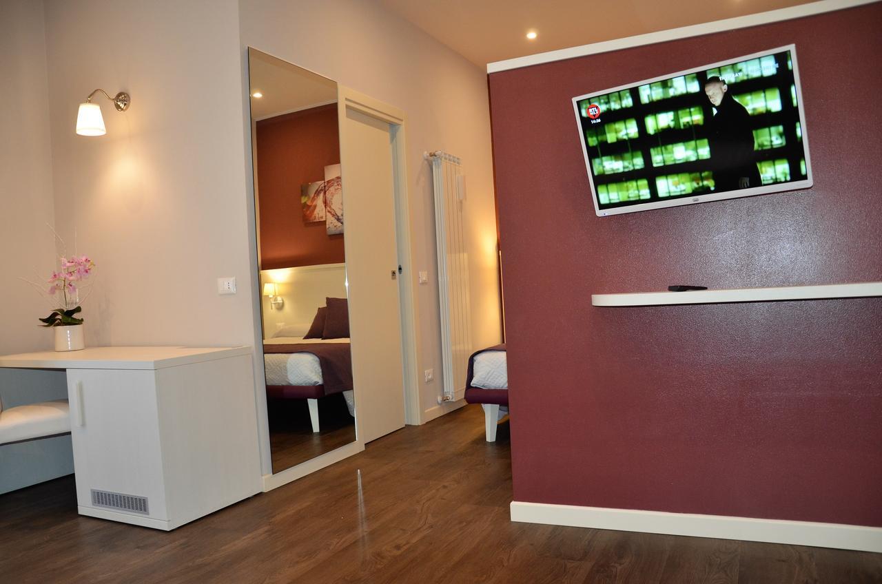 H2O Bed & Breakfast Sirmione Bagian luar foto