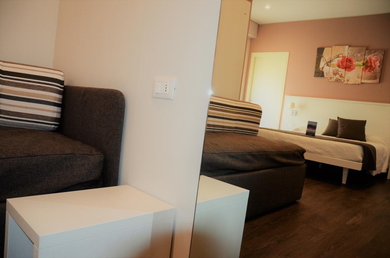 H2O Bed & Breakfast Sirmione Bagian luar foto