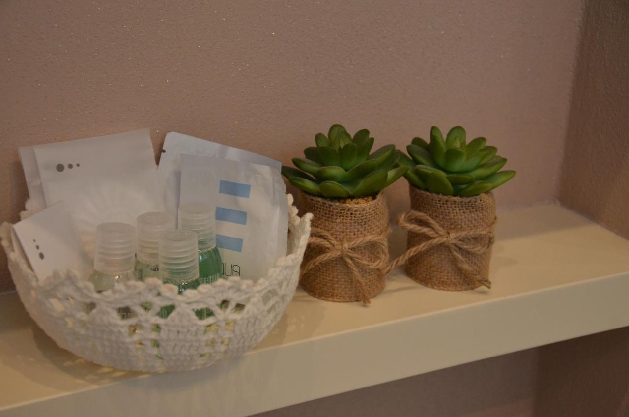 H2O Bed & Breakfast Sirmione Bagian luar foto