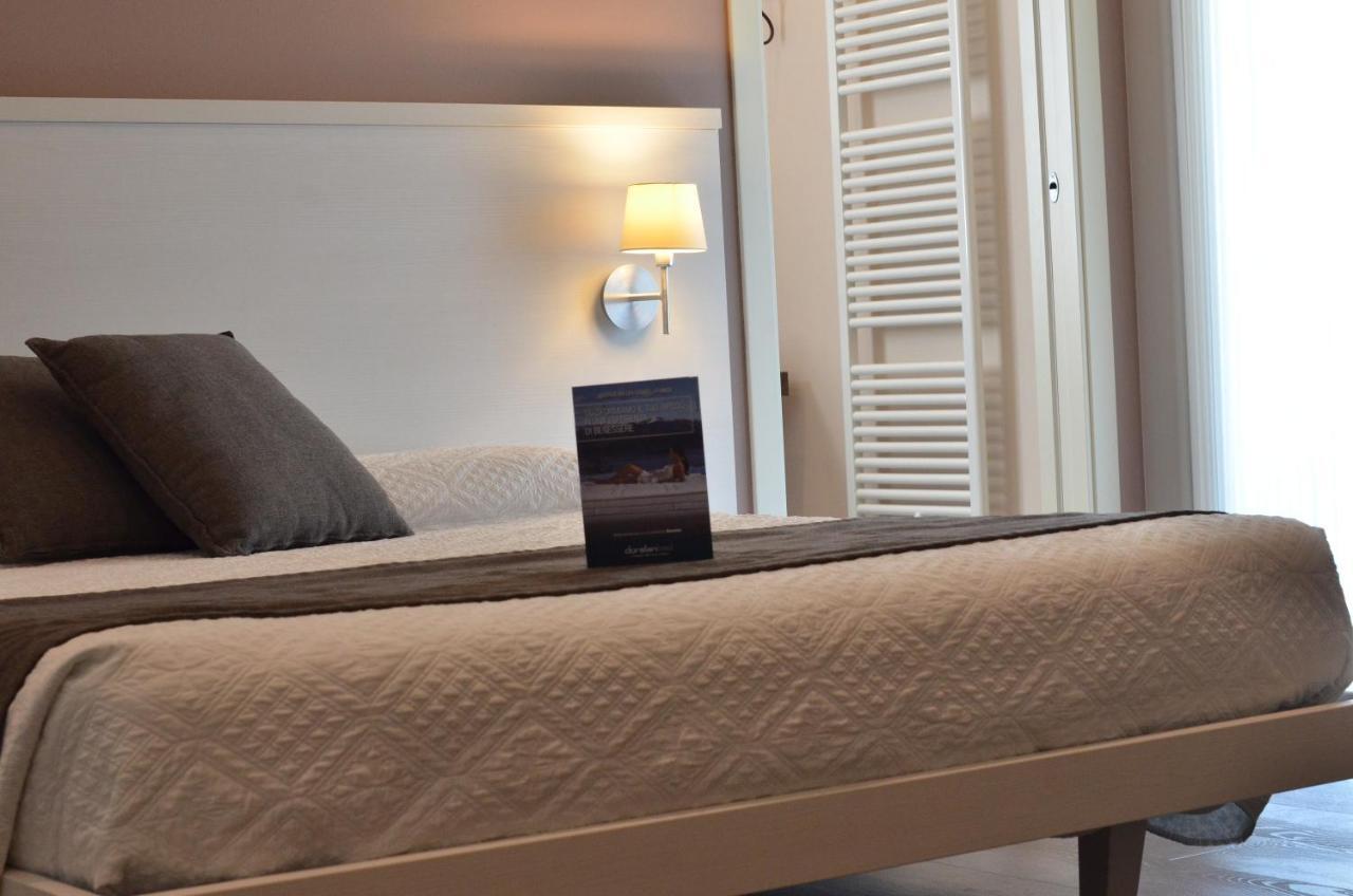 H2O Bed & Breakfast Sirmione Bagian luar foto