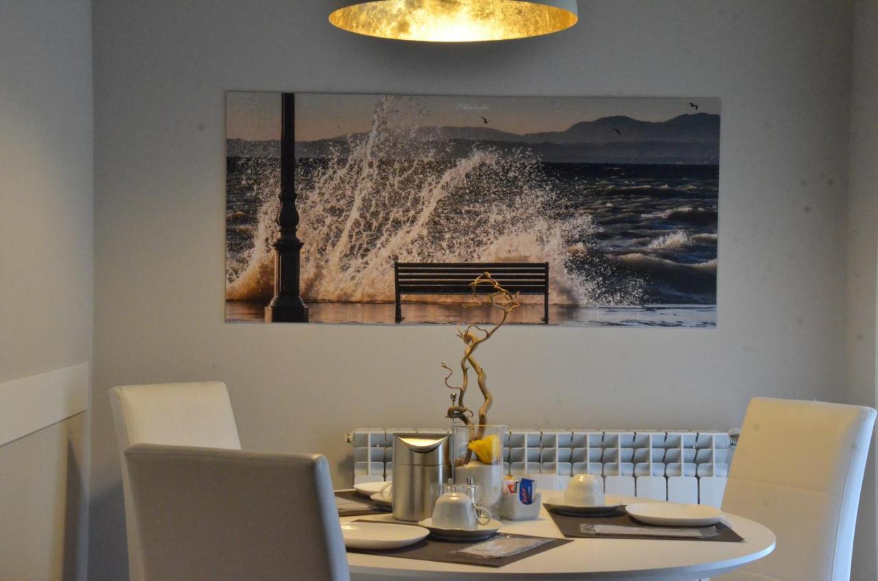 H2O Bed & Breakfast Sirmione Bagian luar foto